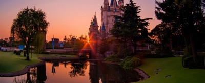 Worlds Best Amusement Park One Must Visit in Lifetime
