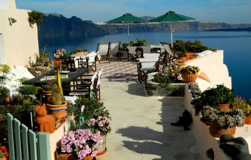 Aris Caves, Oia Santorini