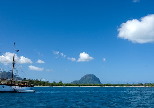 Jalsa Beach Hotel and Spa Mauritius Honeymoon Package