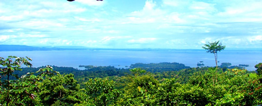 Brokopondo Stuwmeer in Suriname