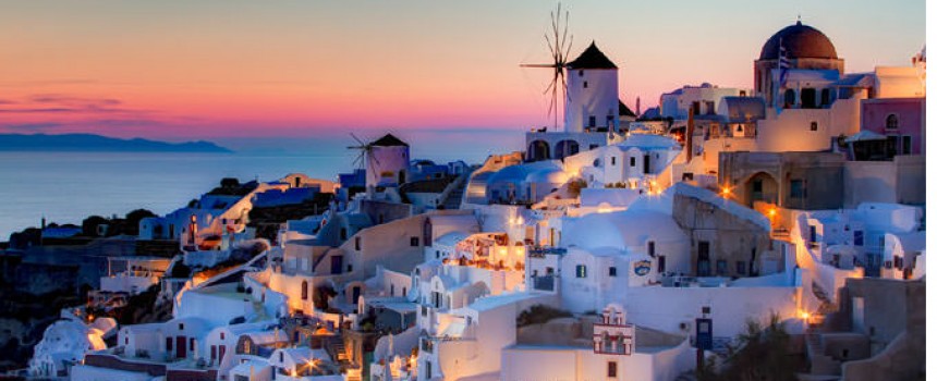 Oia in Santorini