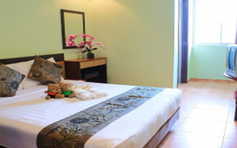 Fragrance Hotel Crystal Singapore