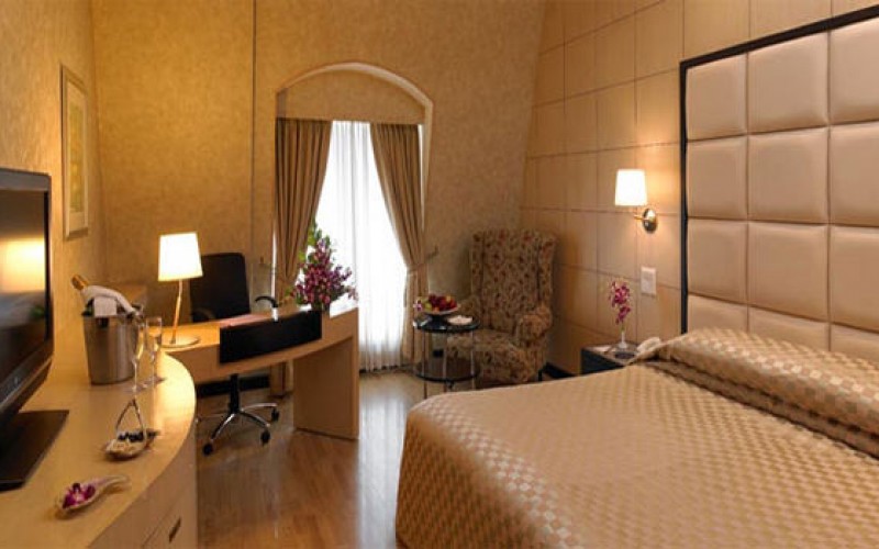 Hotel Royal Orchid Bangalore