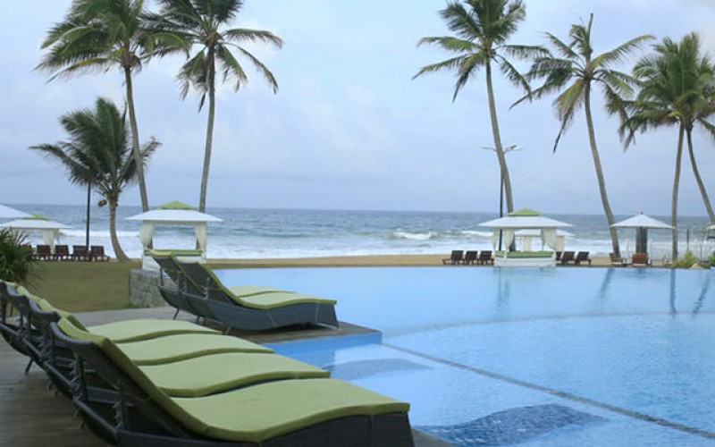 Avenra-Beach-Hotel