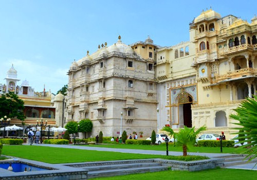 Exciting Rajasthan 10 Nights Romantic Tour Package