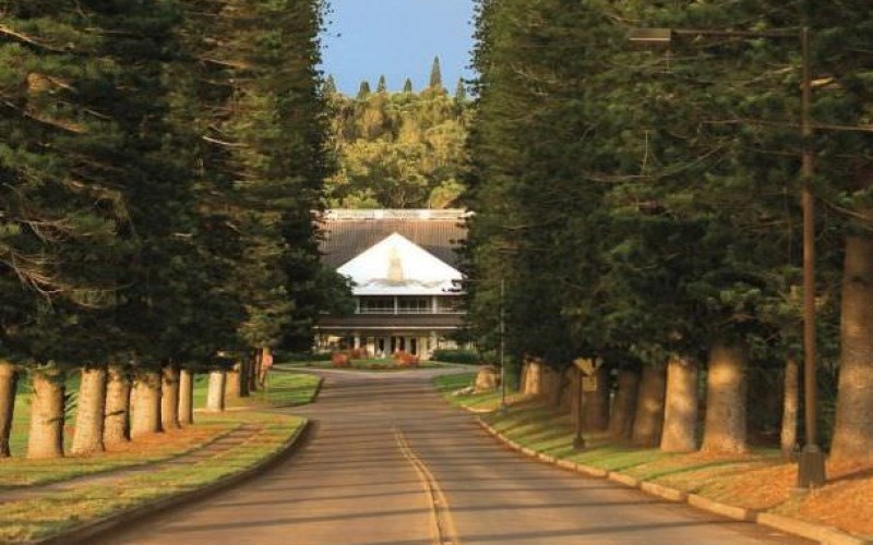 Four Seasons Resort Lana’i The Lodge at KoeleExterior