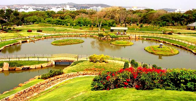 14 Best Romantic Places in Pune for Couples to Spend Quality Time